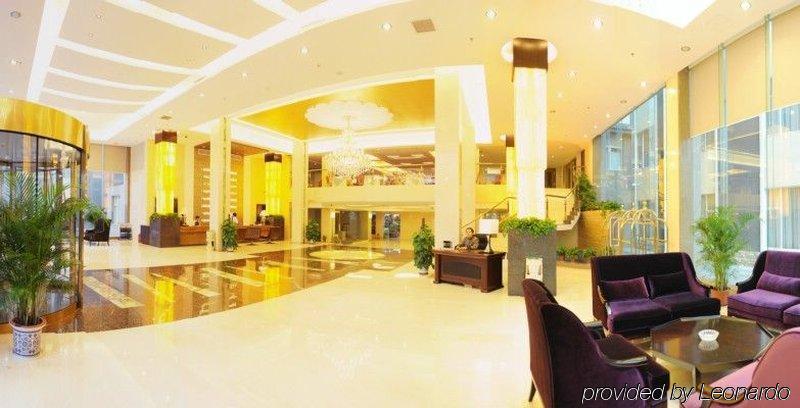 Golden Dragonball Hotel Guilin Exterior photo