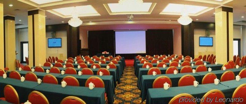 Golden Dragonball Hotel Guilin Facilities photo