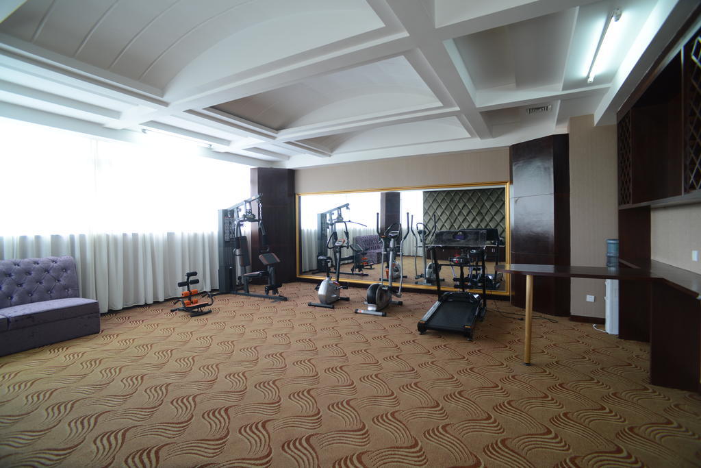 Golden Dragonball Hotel Guilin Exterior photo